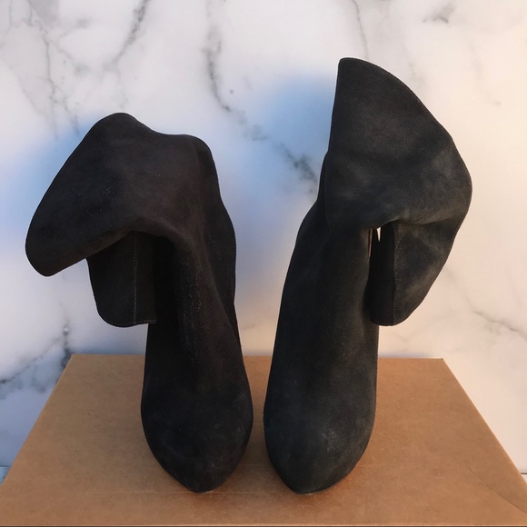 Prada women’s black suede stiletto zip ankle boot size IT 35.5 US 5.5 - Picture 3 of 12